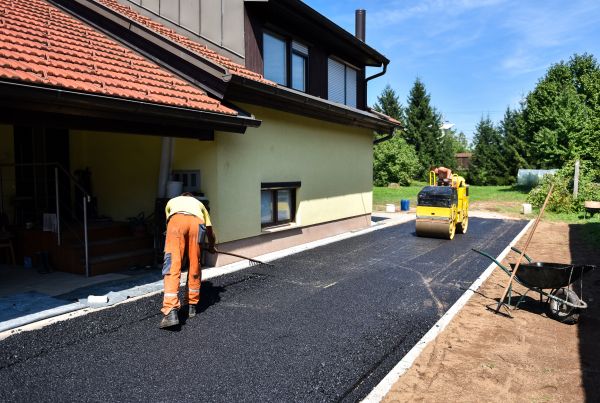 Cost of Blacktopping Service in Granger